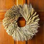 Front Door Wreaths to Beautify Your Home