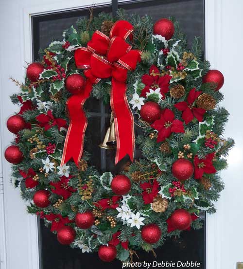 Christmas Door Decoration for Holiday Pizzazz